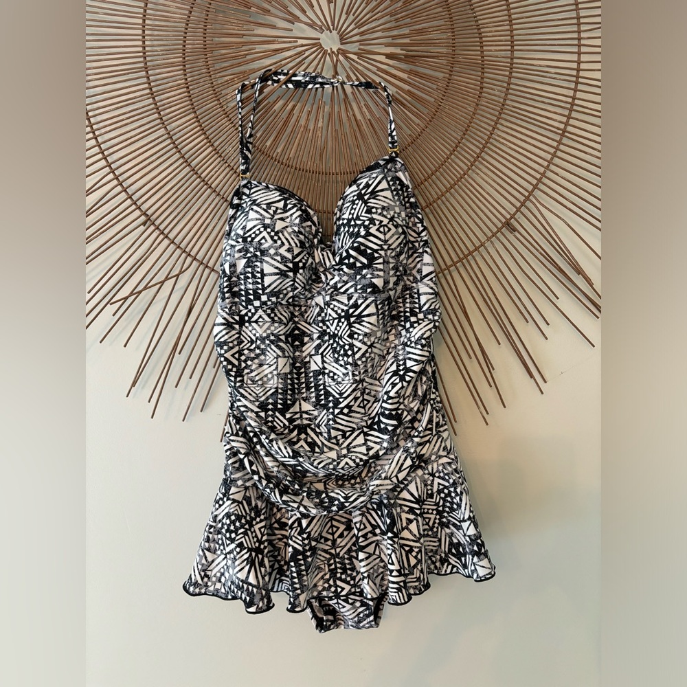 Bathing suit
